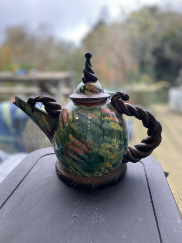 Unusual earthenware teapot from 1980s? - David Constantine White Img_1110
