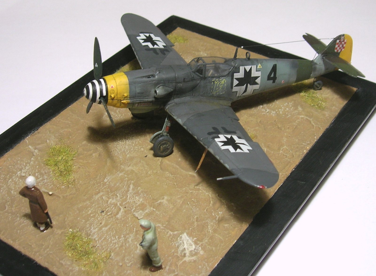 [AZ Model] Messerschmitt Bf109G14/AS Croatie Bf109148