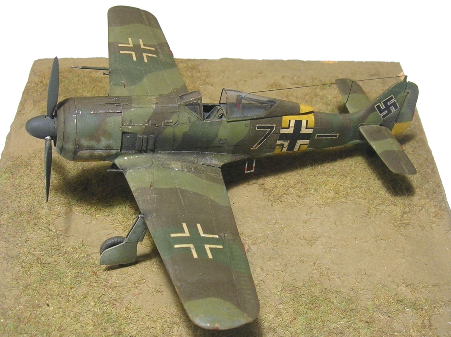[Hasegawa] Focke-Wulf Fw190A5 JG54 Fw190a16