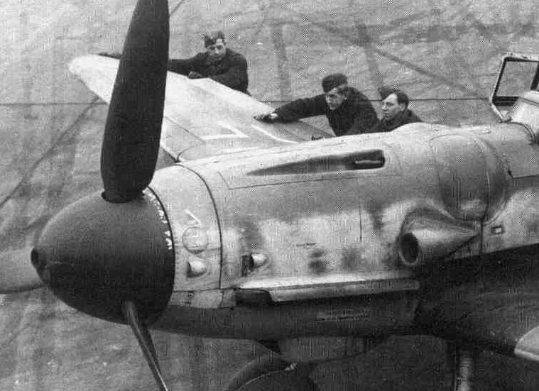 (GB Jicéhem) [AZ Model] Messerschmitt Bf 109G-6 JGr50  1/72 Goulot12