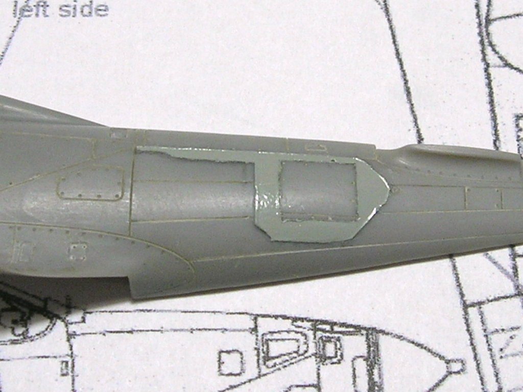 Bell P39N 1/72 Arma Hobby - Page 2 Monta743