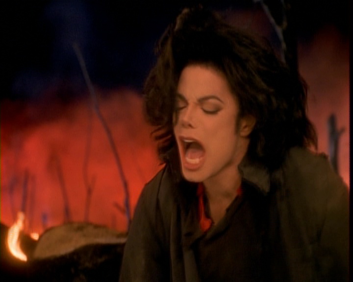 Michael : Earth song Video_12