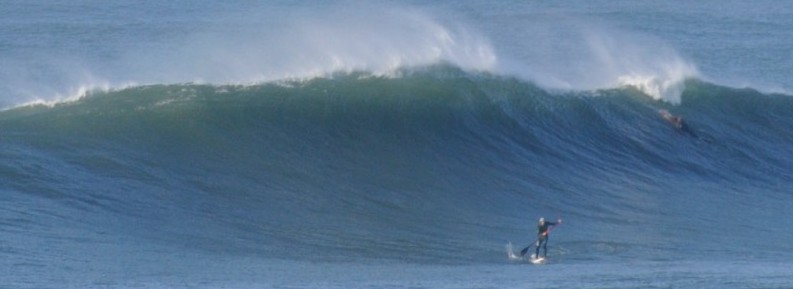 Gros surf au Pays Basque Parlem10