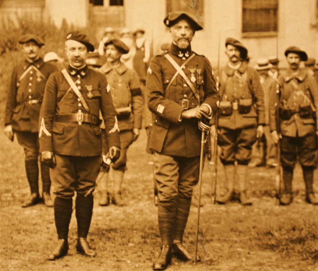 (P) Lot de 4 photos du 7ème bataillon territorial de chasseurs alpins-à cloturer Img_5712