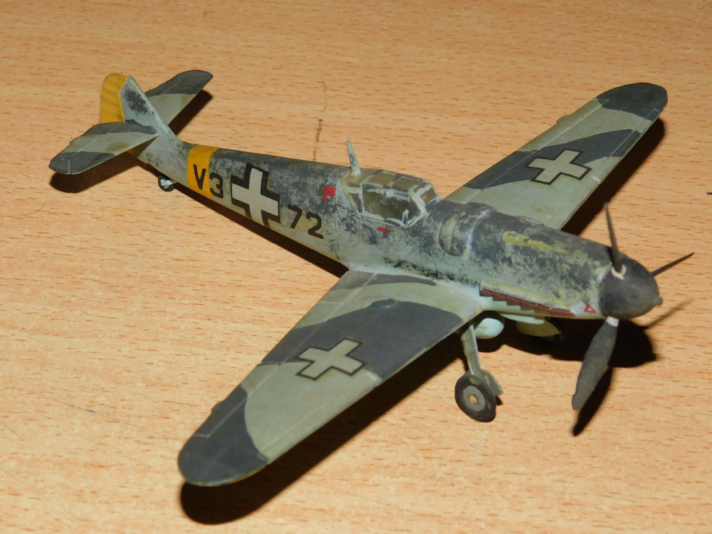 [Airfix] Pour  Décals ABT Bf 109 G6 hongrois  Dscn2812