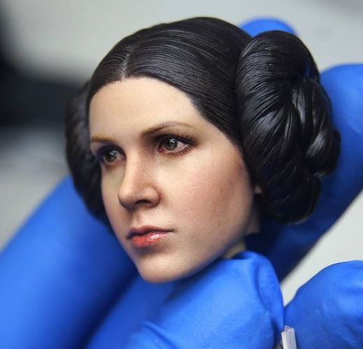 The lack of eye detail in 1/6 scale - Page 2 Leia210