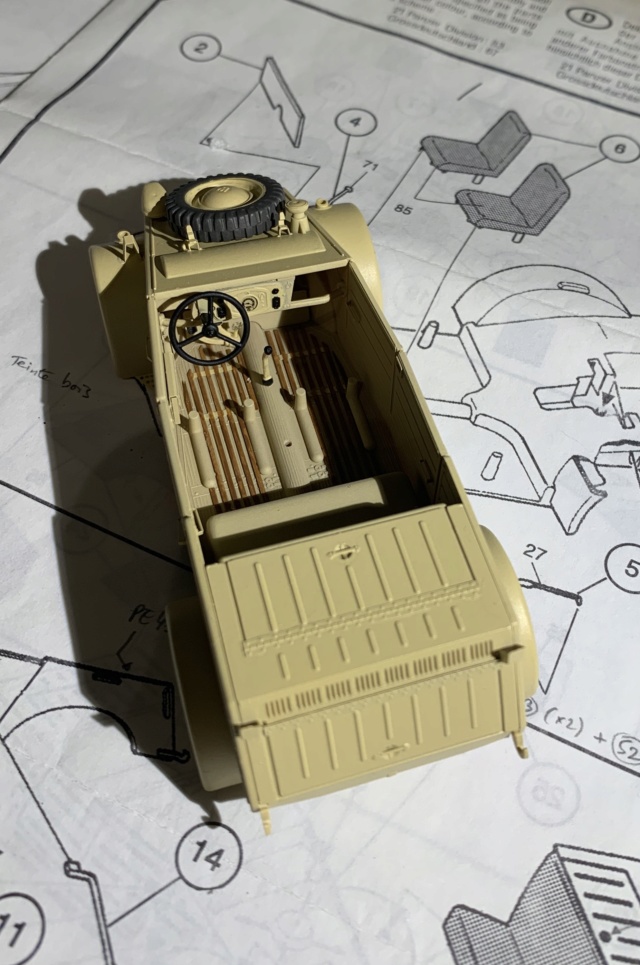 VOLKSWAGEN VW 82 KUBELWAGEN Afrika Korps Réf 81106 Photo119