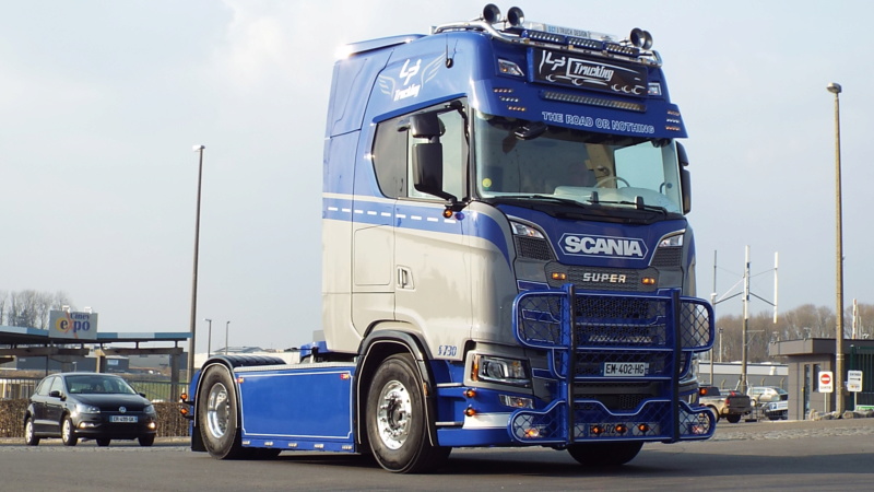 New Scania S - Page 2 Dsc10817