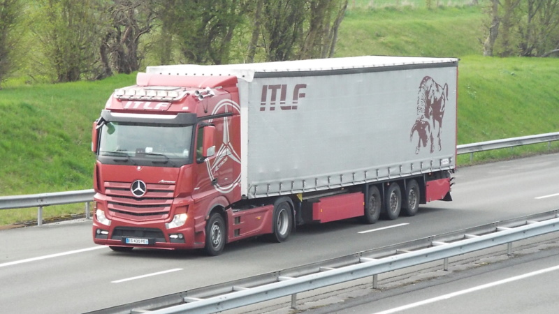 actros mp4 - Page 11 Dsc11650