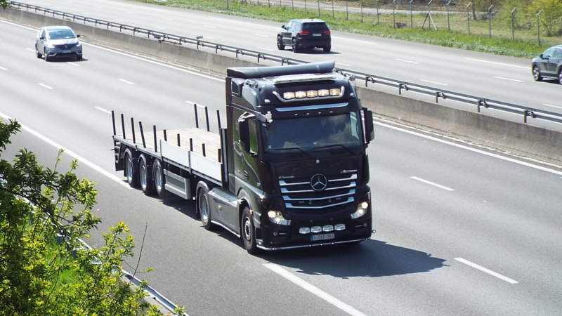 actros mp4 - Page 11 Dsc12002