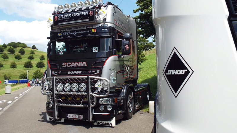 SCANIA limited edition "SILVER GRIFFIN" Dsc19158