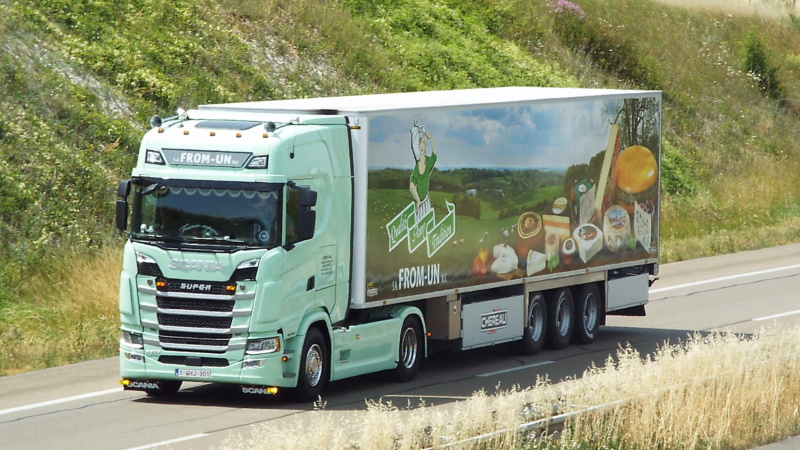 New Scania S - Page 5 Dsc20303