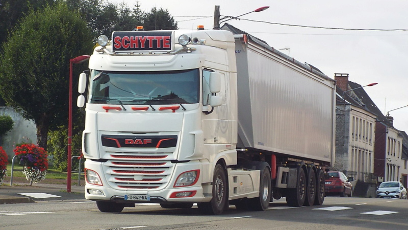 DAF XF 106 - Page 24 Dsc23323