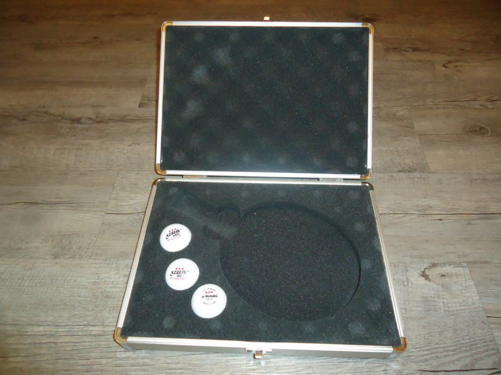 Coffret alu TSP + 3 balles Dsc02312