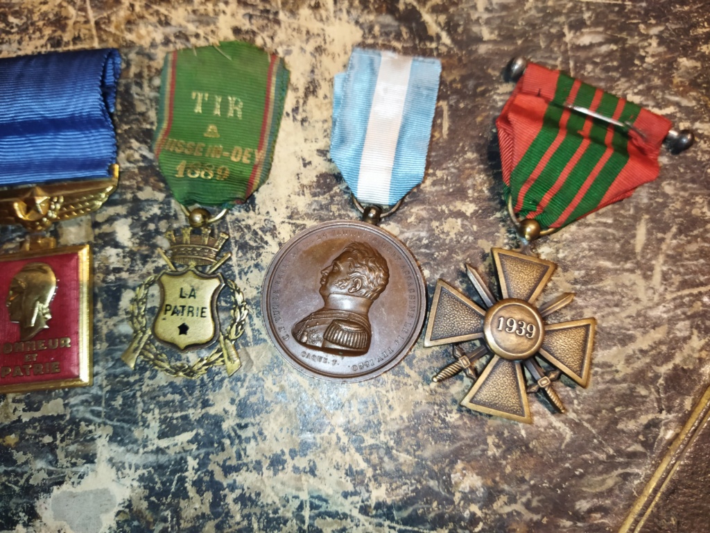 Médailles diverses et atypiques Img_2033