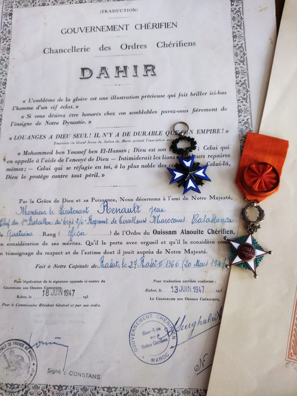Décos et diplôme lieutenant tirailleurs marocain  Img_2435