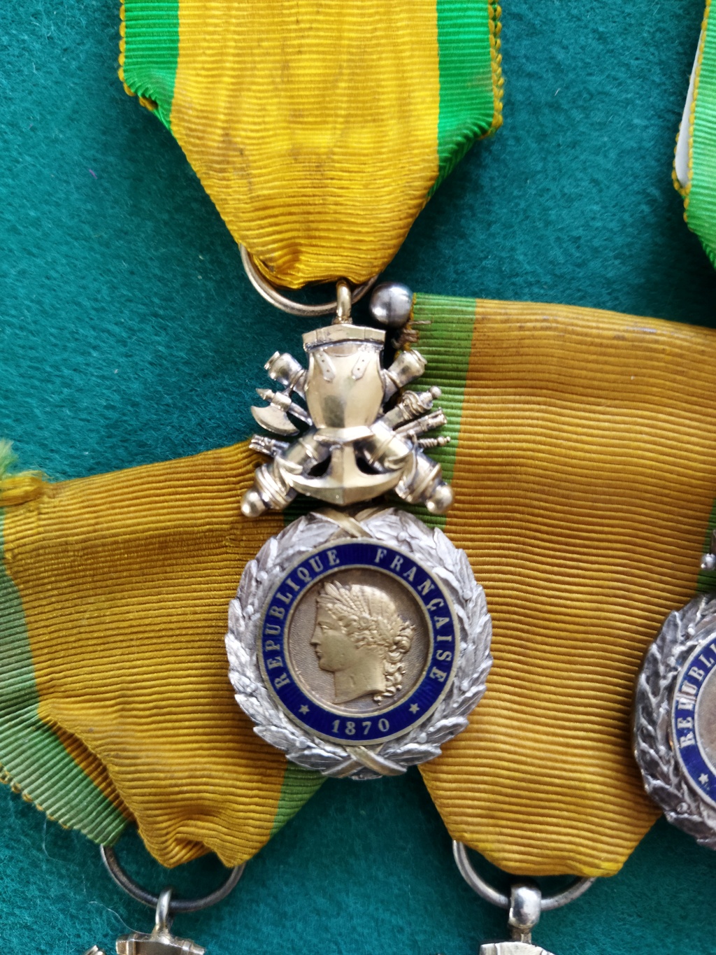 une jolie variante de Medaille Militaire  Img_2813