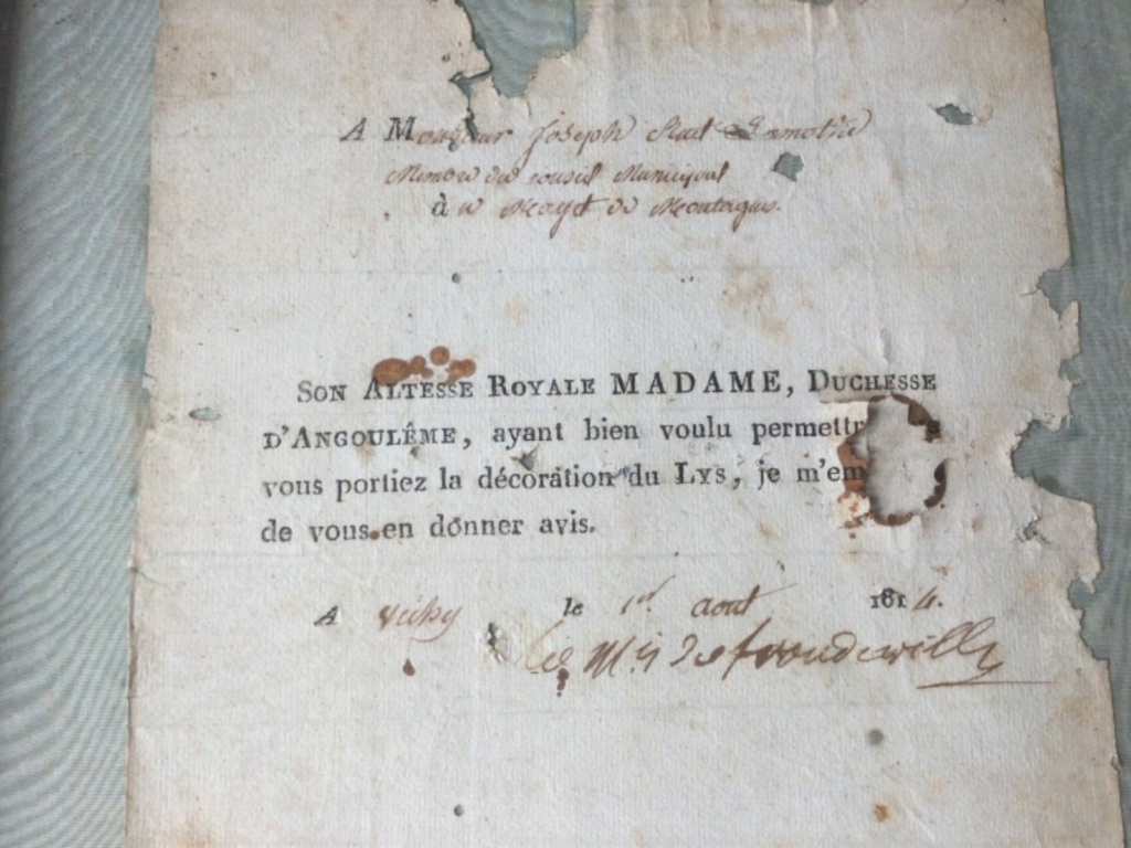 Décoration du Lys 1814 et document autorisant le port. Rares souvenirs S-l16024