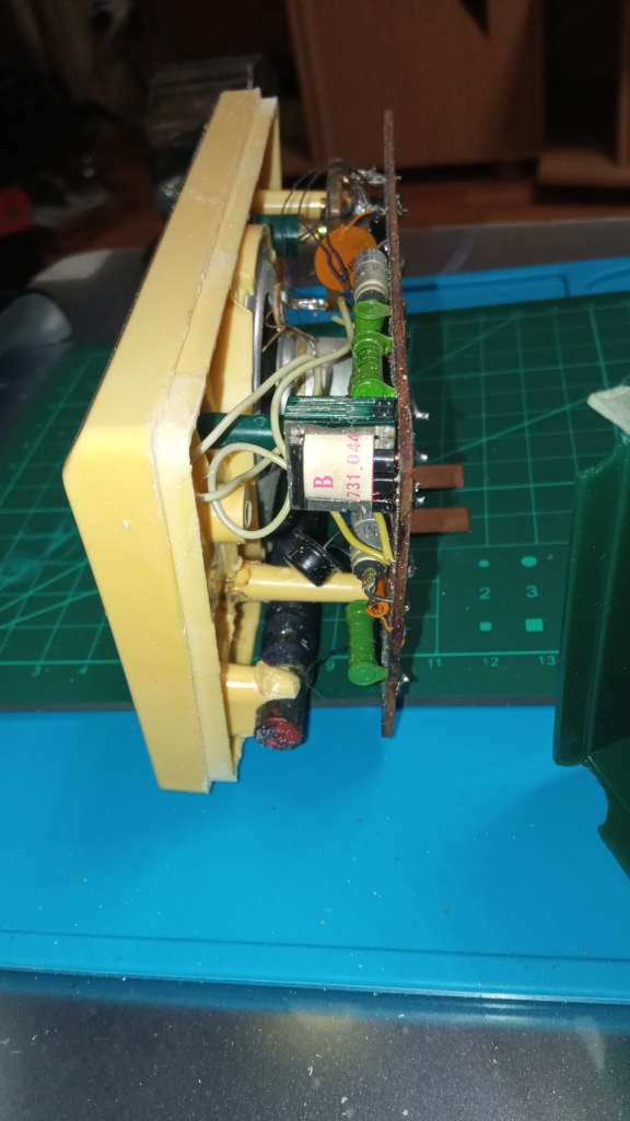 Реставрация корпуса радиоприёмника "Малютка". Img_2052