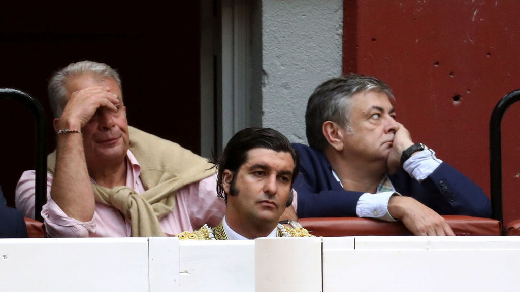 Una foto distinta de Morante de la Puebla cada día - Página 12 Toros-10