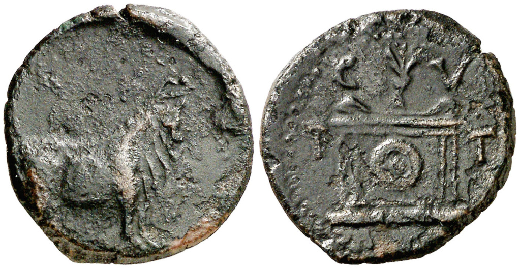 Tarraco. Semis. Toro mitrado parado a derecha/ Ara con palma, C V T T. Emisiones en tiempos de Tiberio dedicadas a Augusto divinizado, posteriores al 15 dc. ACIP 3271 017311