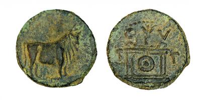 Tarraco. Semis. Toro mitrado parado a derecha/ Ara con palma, C V T T. Emisiones en tiempos de Tiberio dedicadas a Augusto divinizado, posteriores al 15 dc. ACIP 3271 47404010