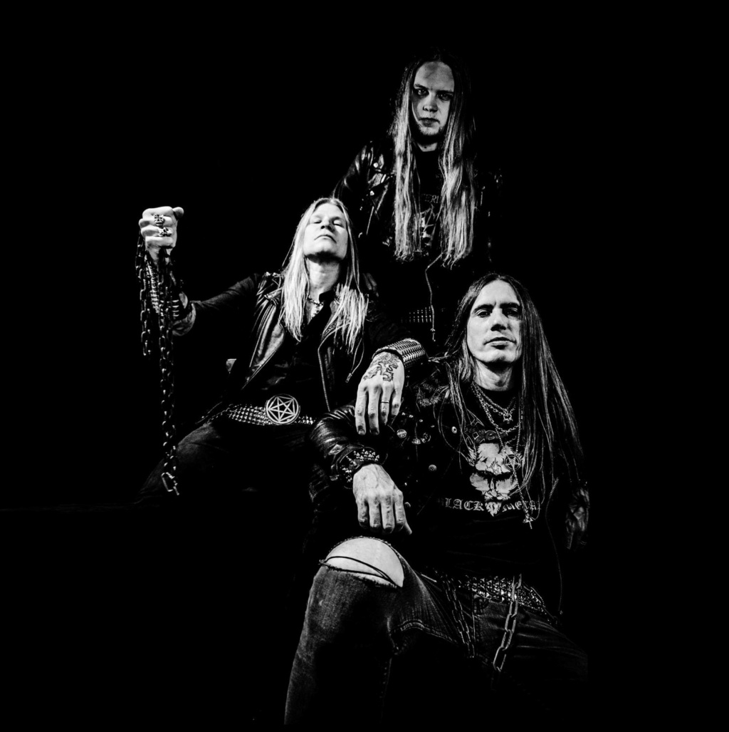 IN APHELION (Black Metal / Suède-Norvège) - Premier album "Moribund", pour le 1er avril 2022 35404912