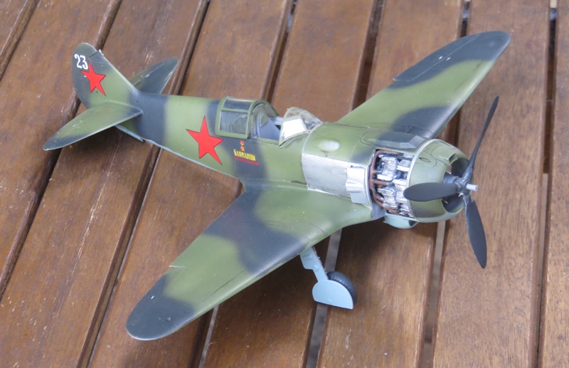 Lavotchkin La-5 [1/48 ZVEZDA] Img_1914