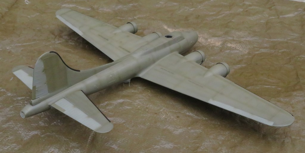 Boeing B-17F [Revell 1/48] Img_3621