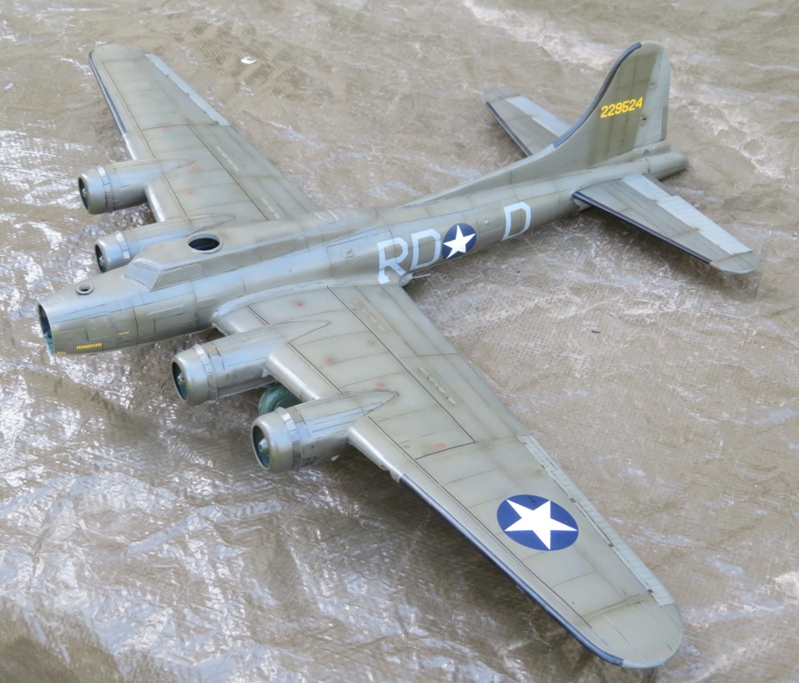 Boeing B-17F [Revell 1/48] Img_3624