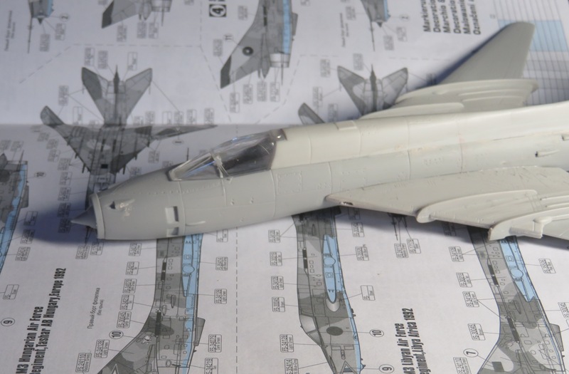 Sukhoi Su-22 [Mistercraft 1/72] Img_4716