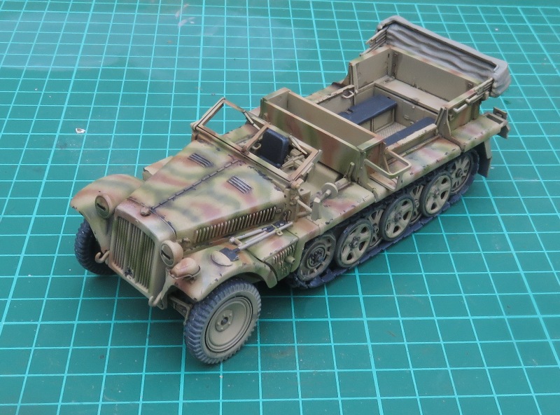 Les voleurs de poules et Sd.Kfz.10  [Master BOX et ITALERI 1/35] Img_5145