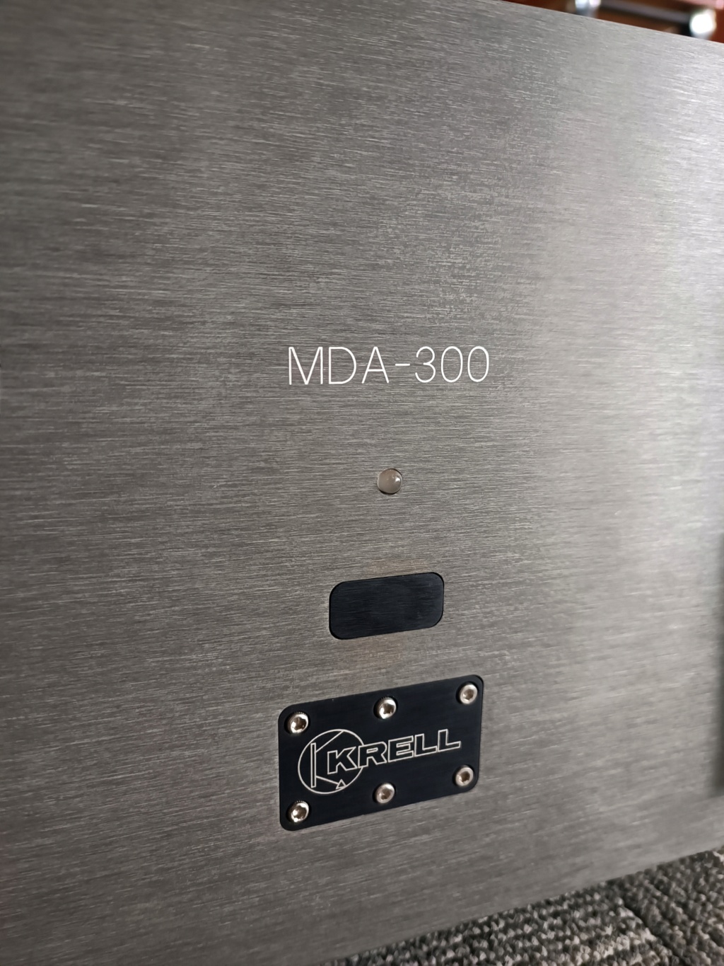 KRELL MDA-300 Monoblock Power Amplifier(used) Img_2349