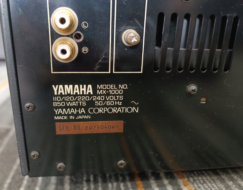 Yamaha MX-1000 power amplifier(used) Img_2376