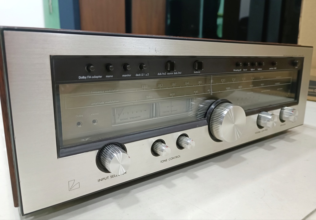 Luxman R1050 stereo receiver (used) Img_2399