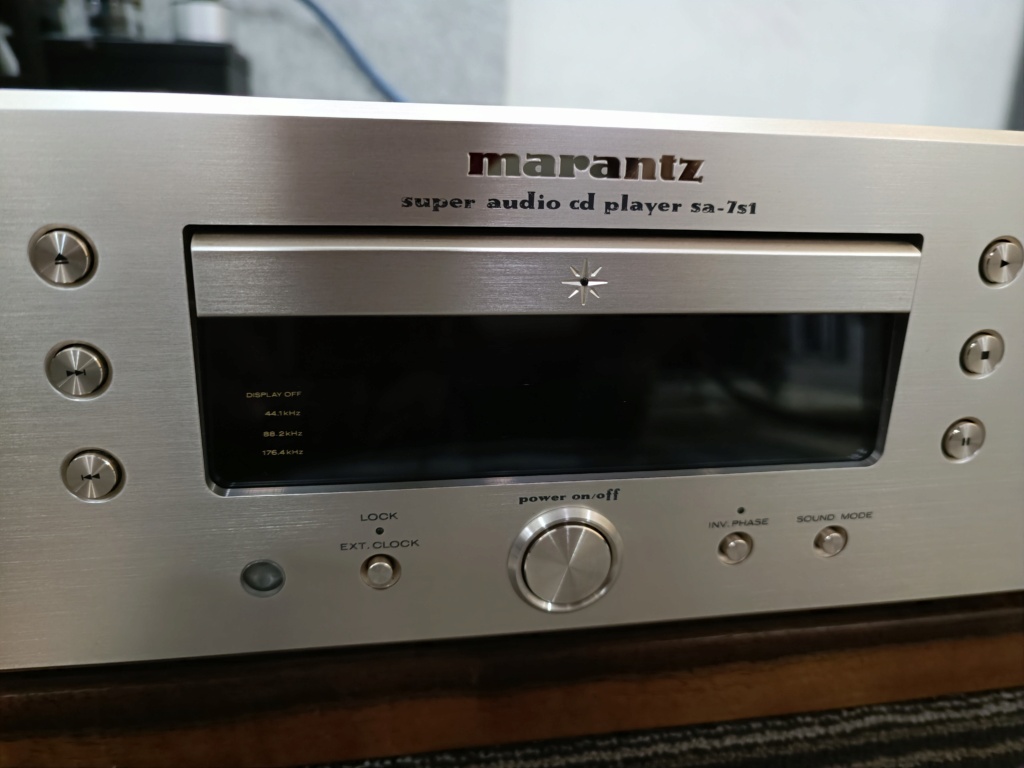 Marantz SA-7S1 SACD Player(used) Img_2400