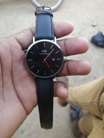 Fausse daniel wellington sales