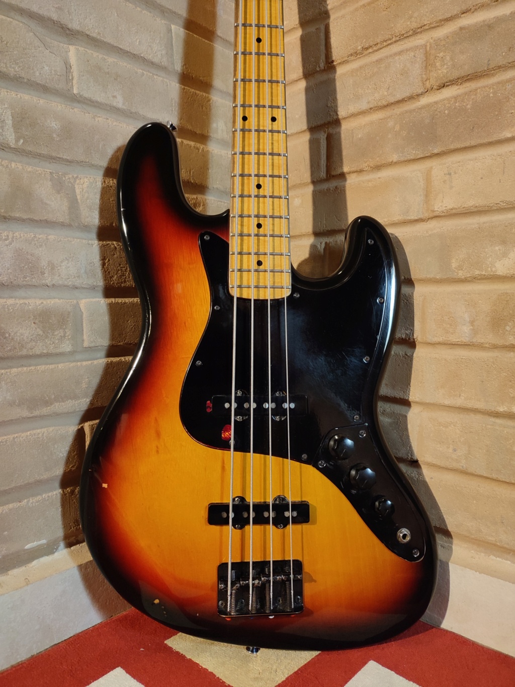 Baixo Tagima Jazz Bass com Captação Fender Custom Shop 60 Img_2010