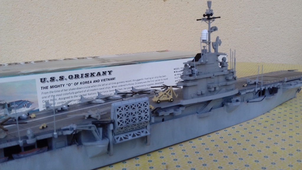 [REVELL] Porte-avions CV 34 USS ORISKANY classe ESSEX 1/540ème Réf H370 20230723
