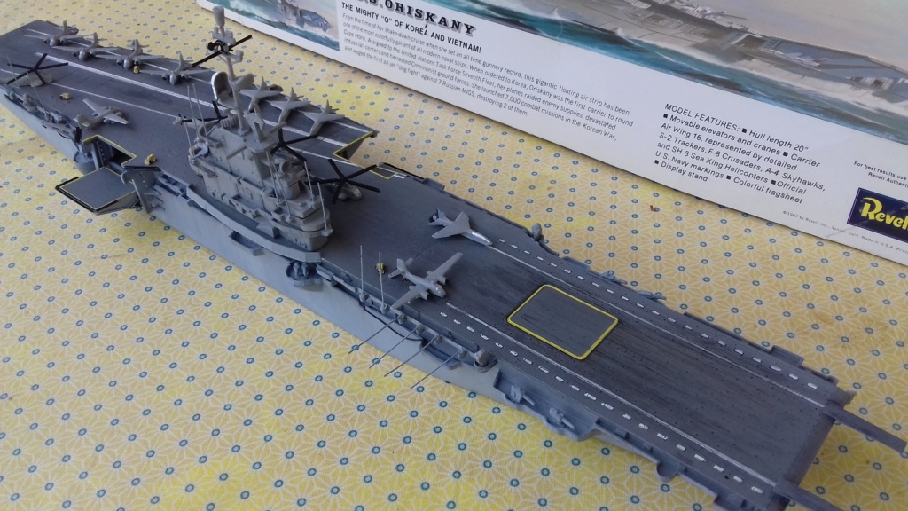 [REVELL] Porte-avions CV 34 USS ORISKANY classe ESSEX 1/540ème Réf H370 20230728