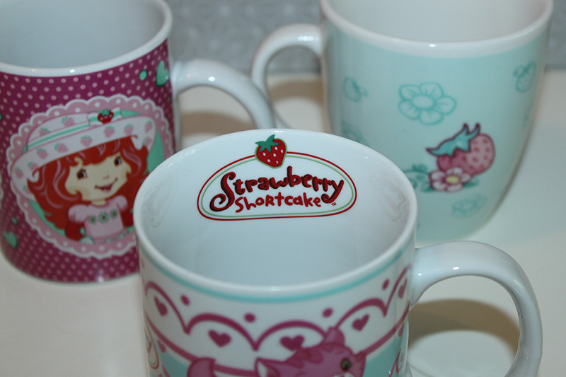 Les mugs Charlotte Aux Fraises d'Ezoha Caf0310