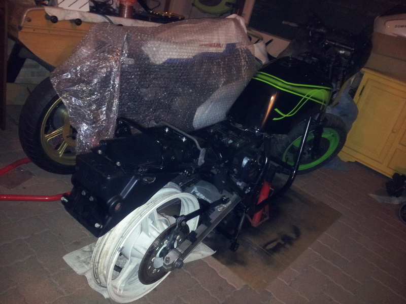 1100 ZX DOMINATOR BOXER BIKE - Page 3 20161020