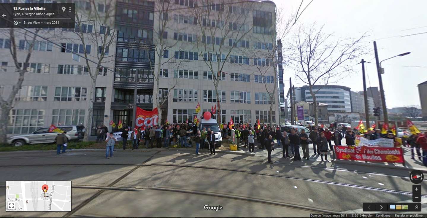 STREET VIEW: les manifestations dans le Monde vues de la caméra des "Google Cars" - Page 2 Manifl11
