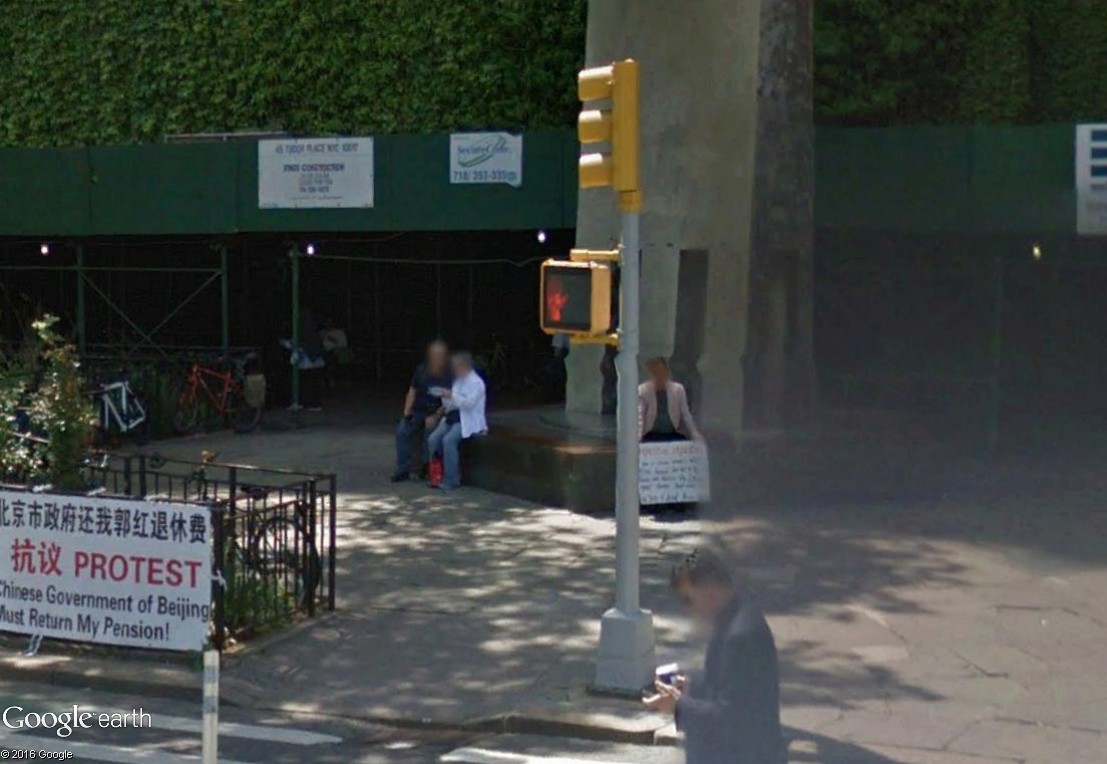 STREET VIEW: les manifestations dans le Monde vues de la caméra des "Google Cars" - Page 2 Protes12