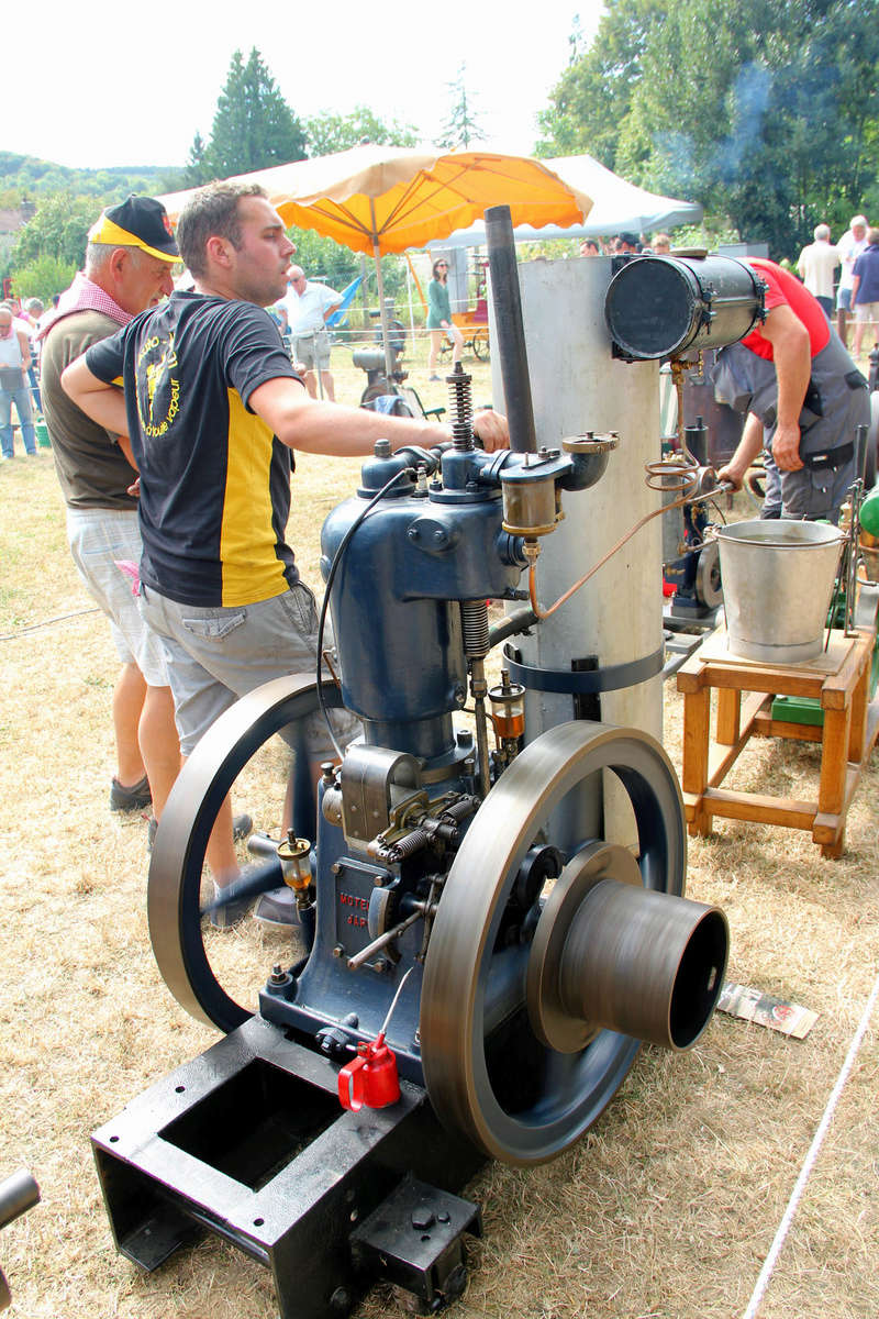 Le Moteur est dans le Pré.  Giverny 2016 3 et 4 Septembre - Page 2 Img_6680