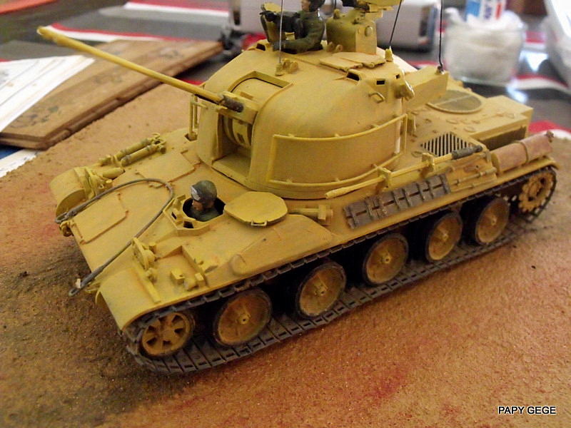 AMX 30t AA Heller Humbrol au 1/35 24-dsc10