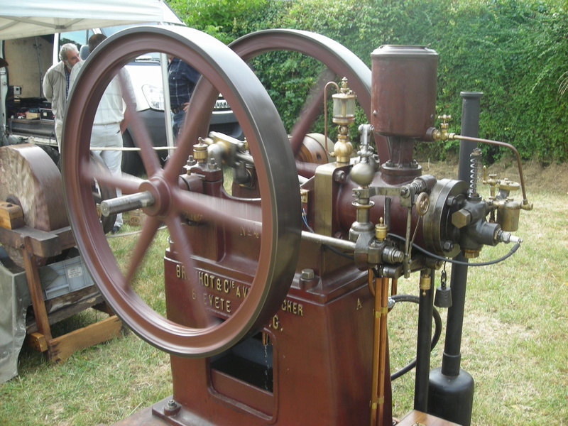 Le Moteur est dans le Pré.  Giverny 2016 3 et 4 Septembre Dscn3310