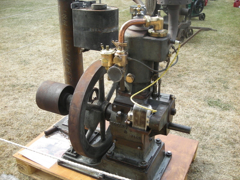 Le Moteur est dans le Pré.  Giverny 2016 3 et 4 Septembre Dscn3316