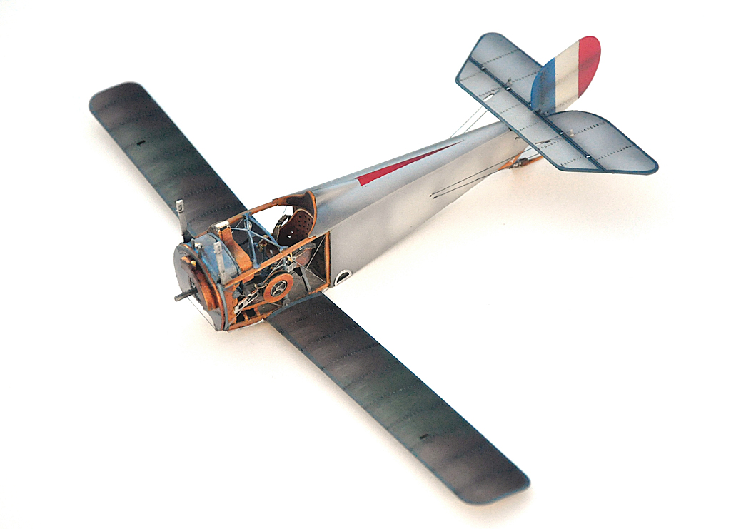 Nieuport XVII au 1/32ème de chez CSM Nieu1110