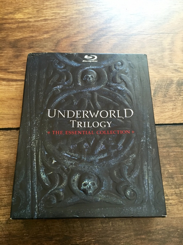 [Coffret Blu-Ray USA] Underworld Trilogy - The Essential Collection (contient l'anime Endless War) - Page 2 Img_6513